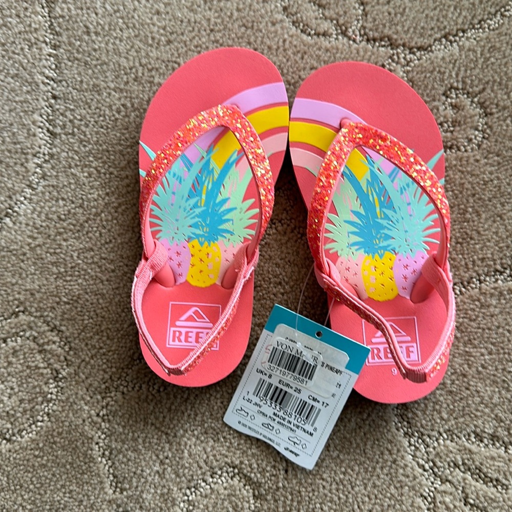 REEF size 9 nwt flip flops